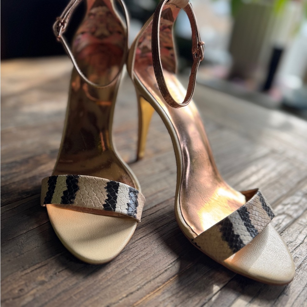 Ted Baker Saffia Nude Exotic Barely There Sandals - Nude exotic / US 7